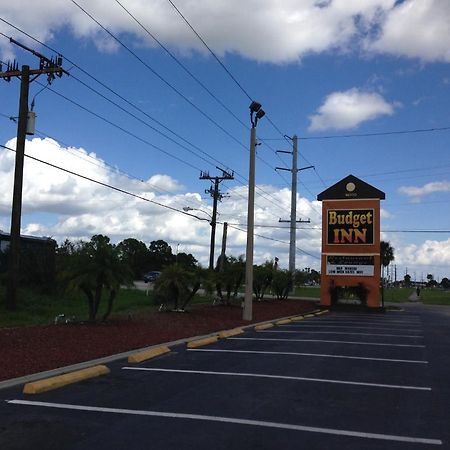 Americas Best Value Inn North Port Exterior photo