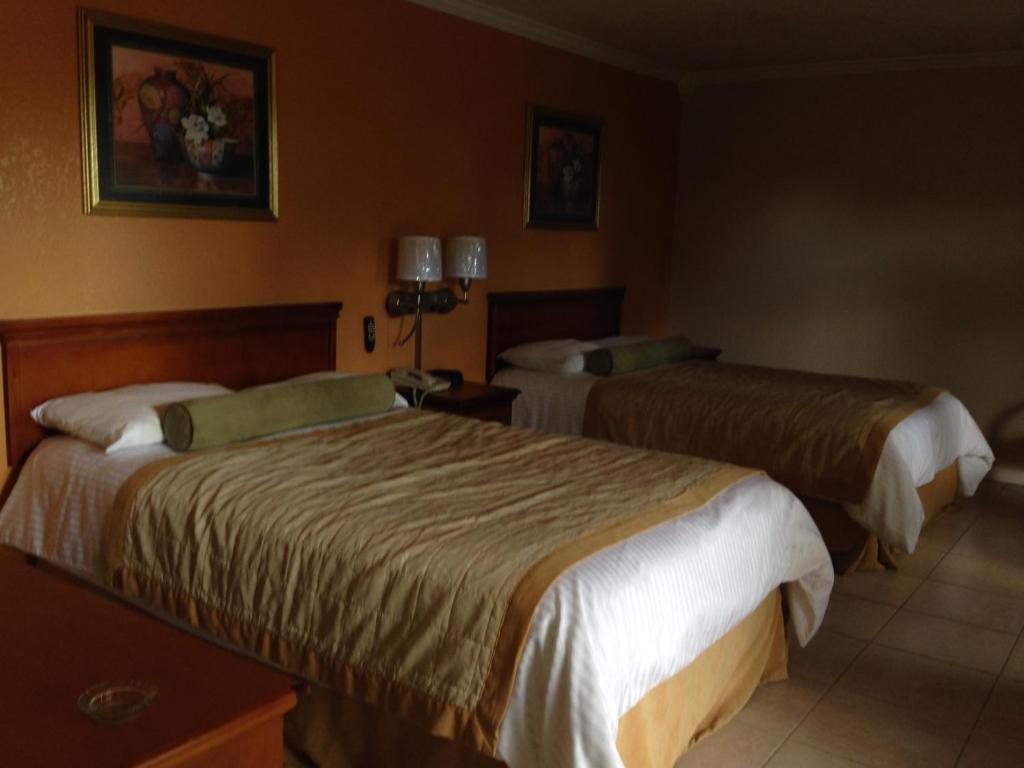 Americas Best Value Inn North Port Room photo