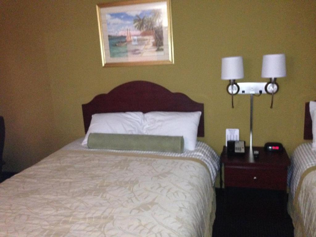 Americas Best Value Inn North Port Room photo